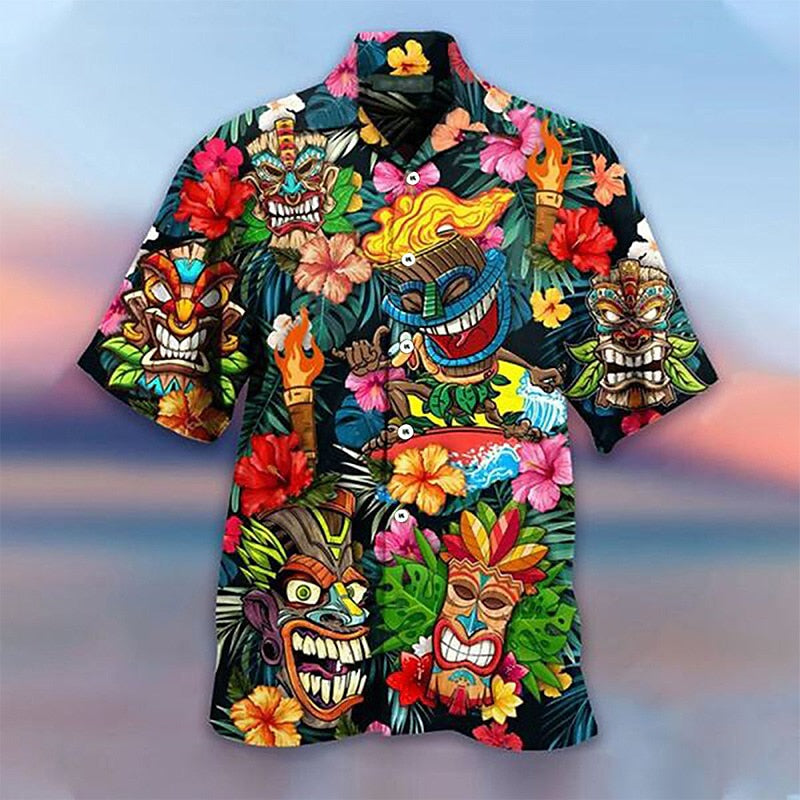 Camisa hawaiana de verano con máscara de dibujos animados y plantas tropicales