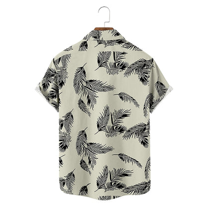 Camisa hawaiana de verano con cuello de campamento y estampado de plantas tropicales y plumas